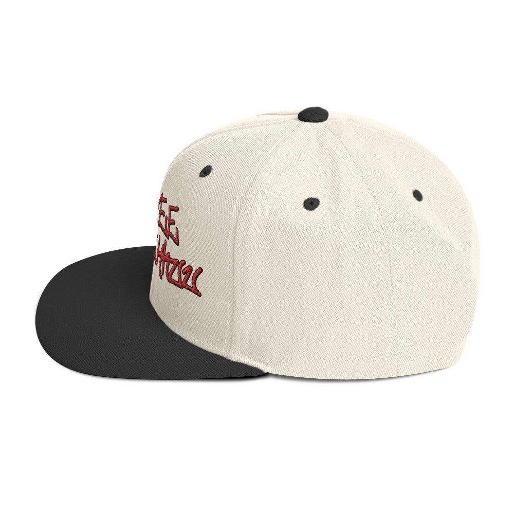 Mee nukkuu snapback